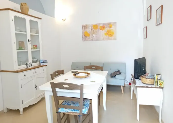 Holiday home Margy House *