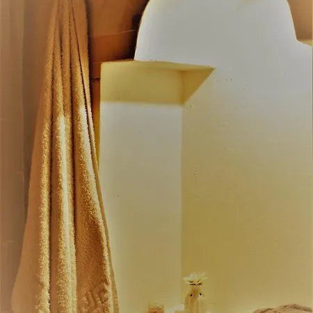 Holiday home Margy House *